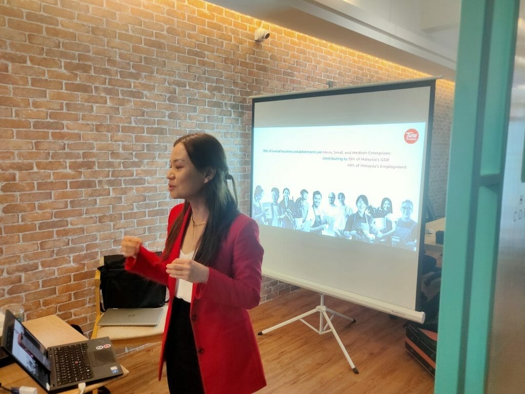 Business Networking and Sharing Event: BigDomain-Tune Protect Collaboration 2 Business Networking and Sharing Event: BigDomain-Tune Protect Collaboration 2