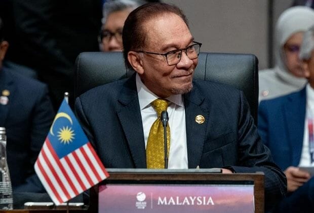 2024 Malaysia Targets: Green Tech Partnership with Japan and South Korea 1 2024 Malaysia Targets: Green Tech Partnership with Japan and South Korea 1