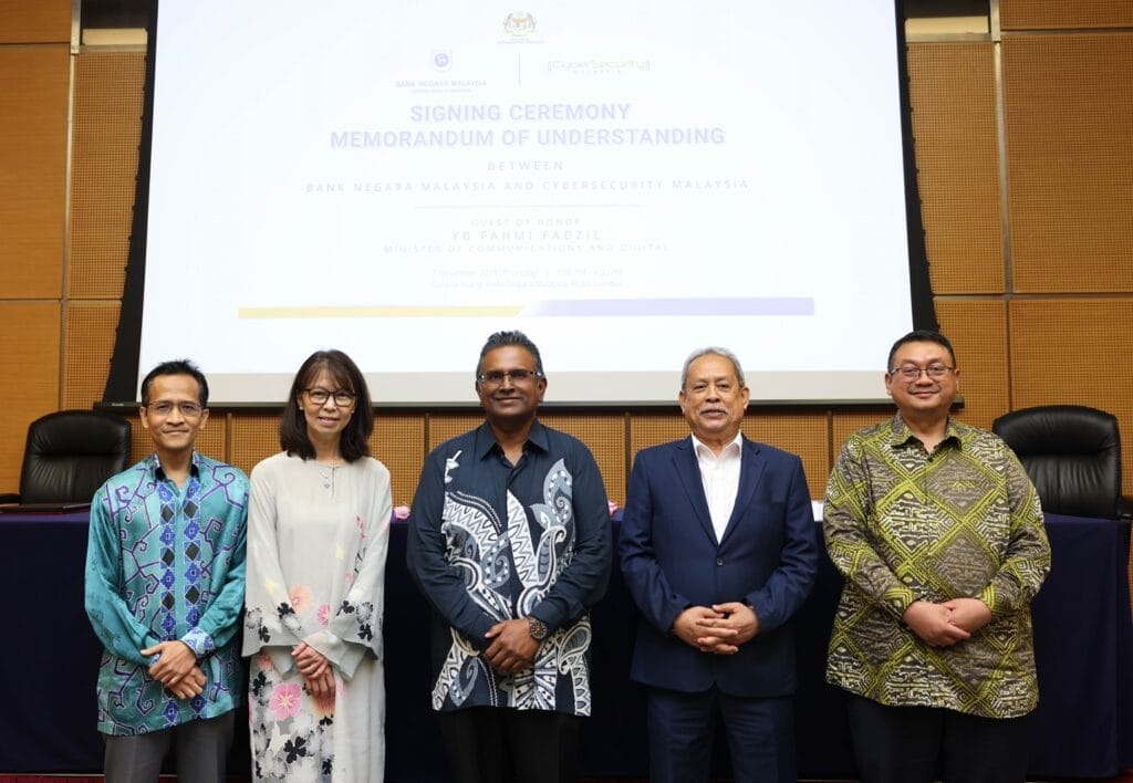 Cybersecurity Boost: BNM & CyberSecurity Malaysia Join Forces 2024 1